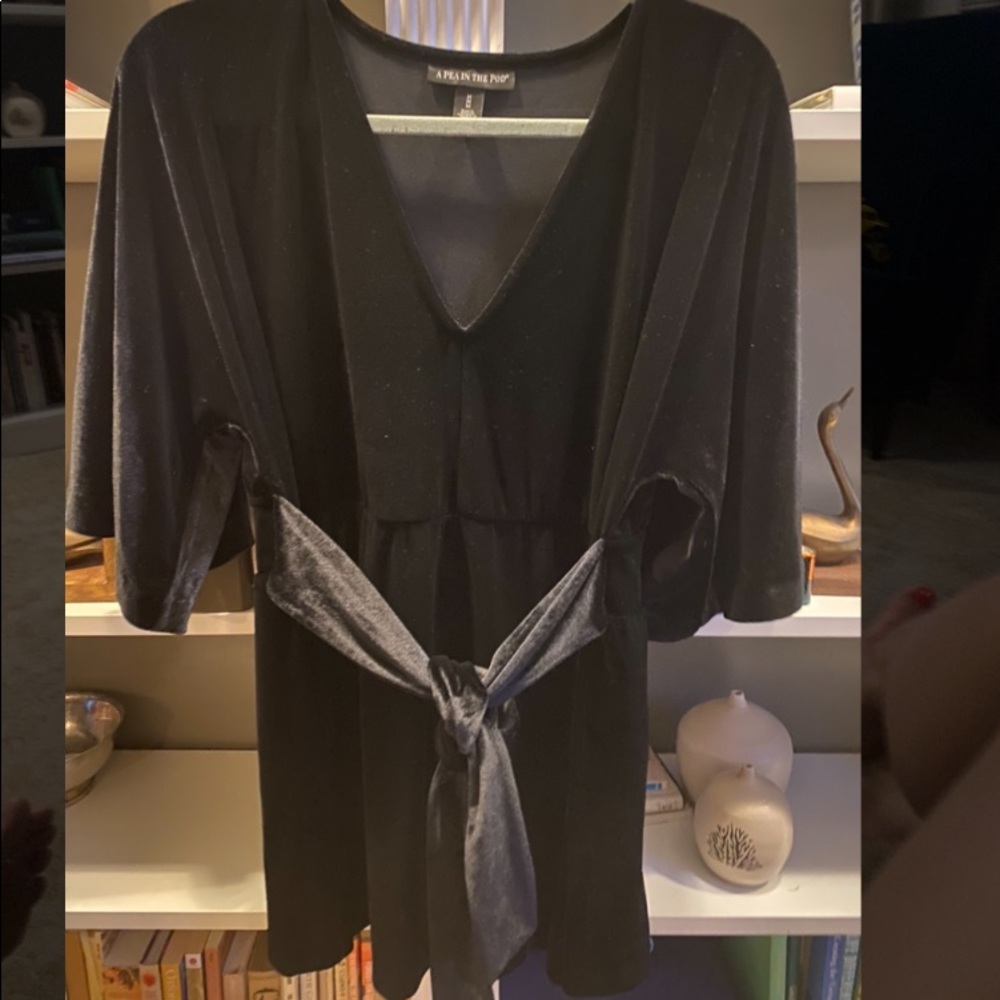 Black velvet maternity top